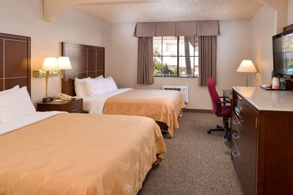 Quality Inn & Suites Walnut - City Of Industry Habitación foto